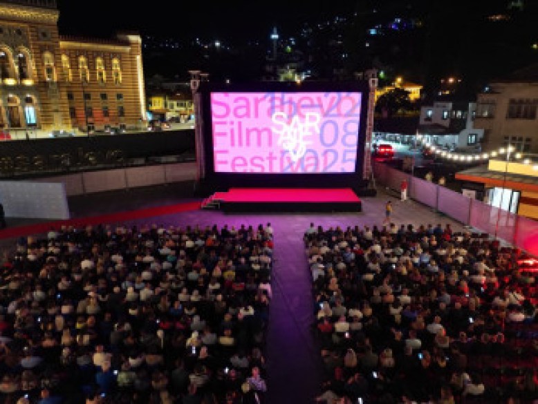 Počeo 31. Sarajevo Film Festival: Otvoreno UNIQA ljetno kino Stari Grad